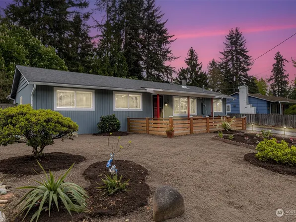 22205 38th Avenue W, Mountlake Terrace, WA 98043