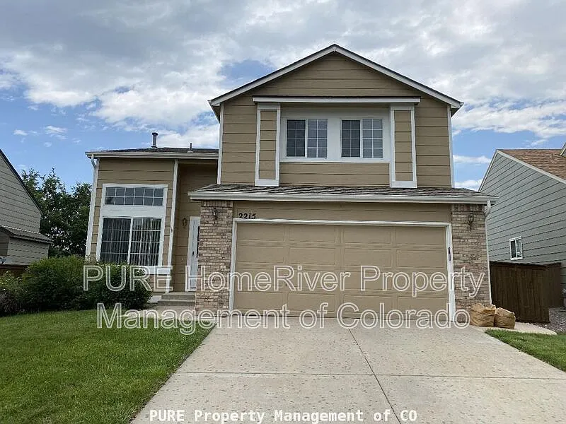 4 bed, 3.5 bath, 2454 sqft, $3,050 — Photo 2