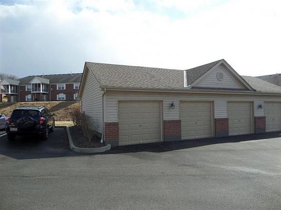 2nd image of 5557 Twin Lakes Ct Unit 10