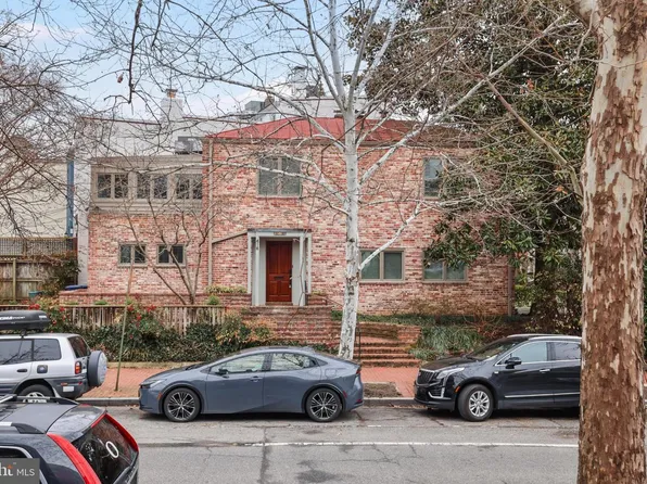 416 6th St SE, Washington, DC 20003