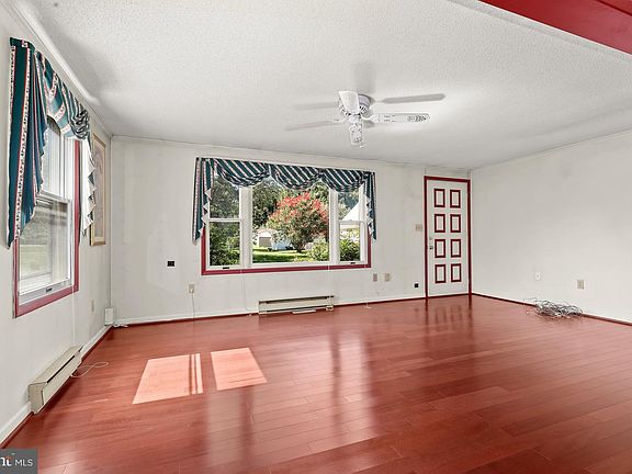 4th image of 9299 All Saints Rd