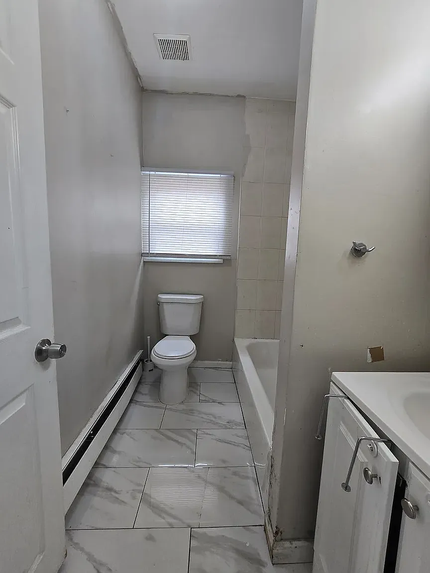 2 bed, $1,800 — Photo 4