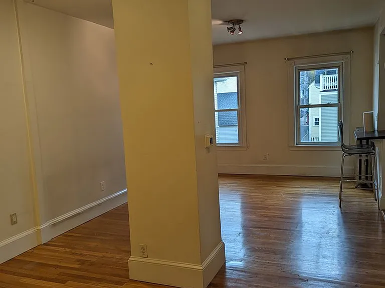 23-2 Prescott St — Photo 12