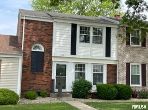 25 S Yorktown Rd, Macomb, IL 61455