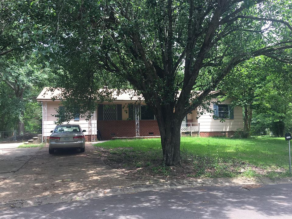 2nd image of 1426 Maria Dr
