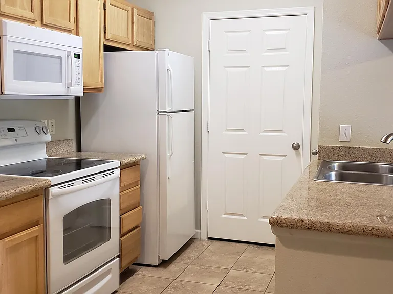 5401 E Van Buren St #1099 — Photo 7