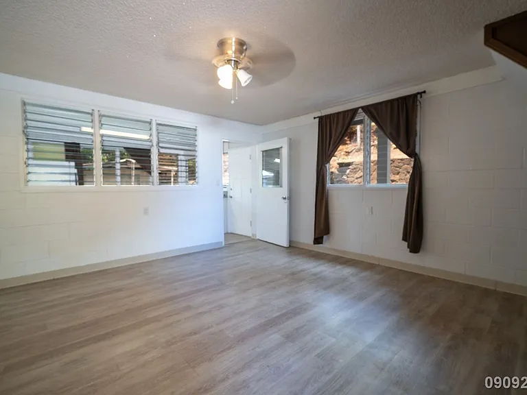 1341 Komo Mai Dr #B — Photo 8