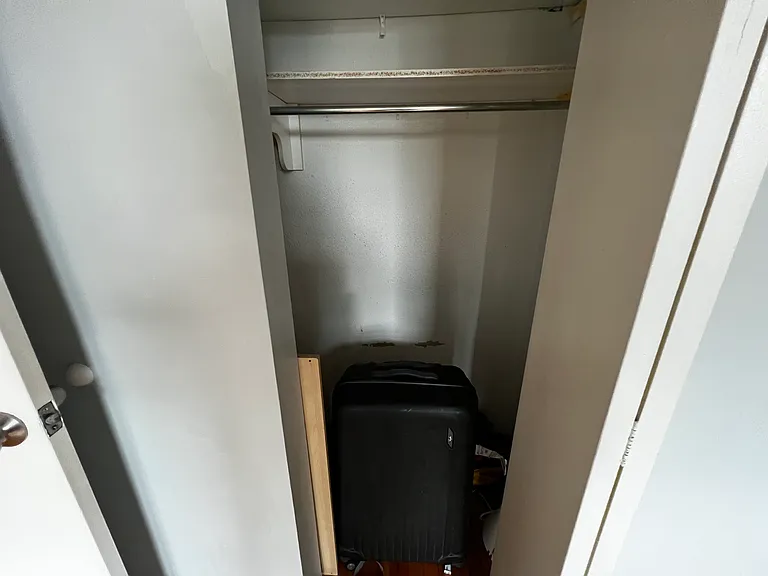 317 Summit Ave #6 — Photo 8