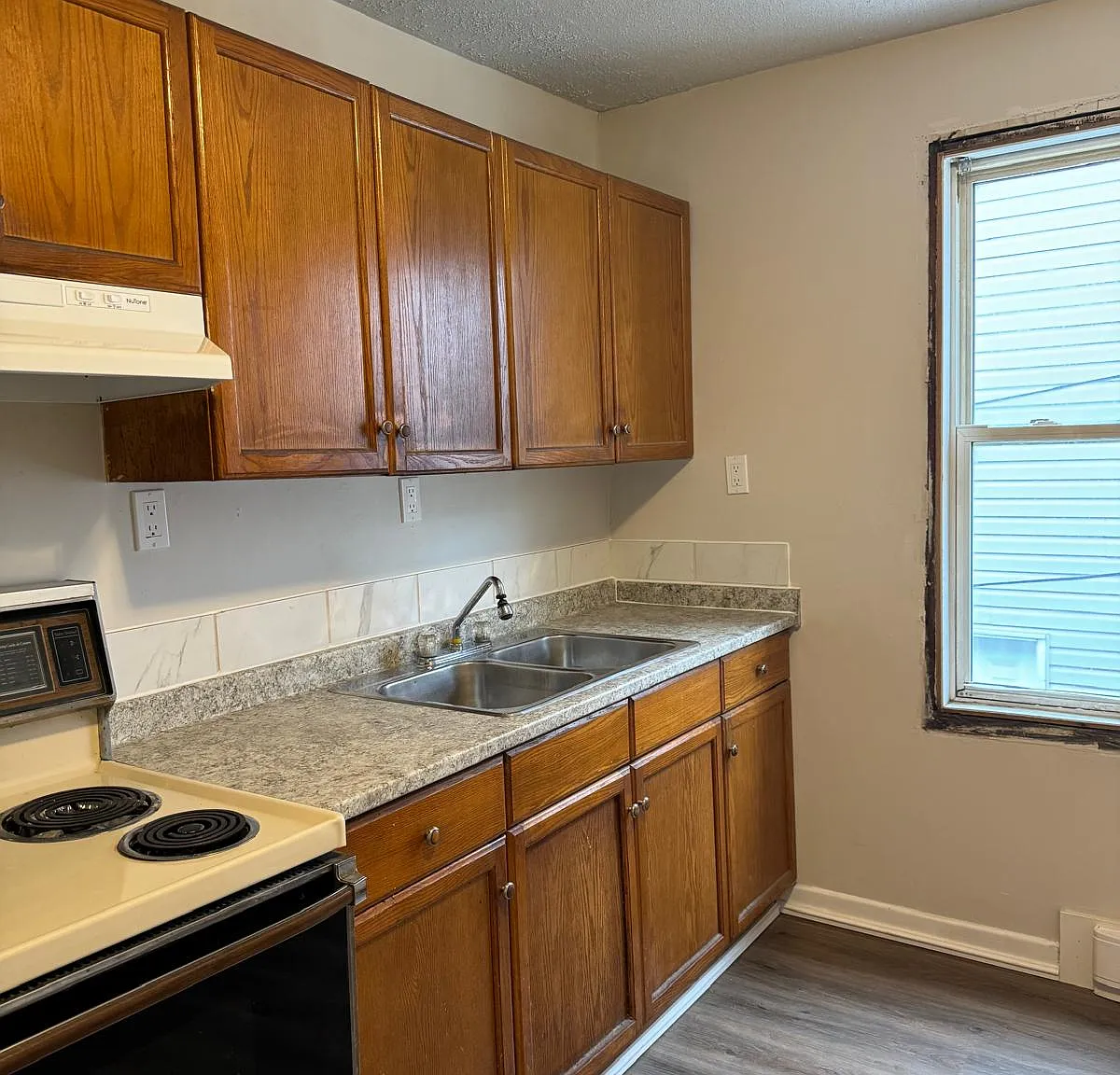 1 bed, $1,195 — Photo 2