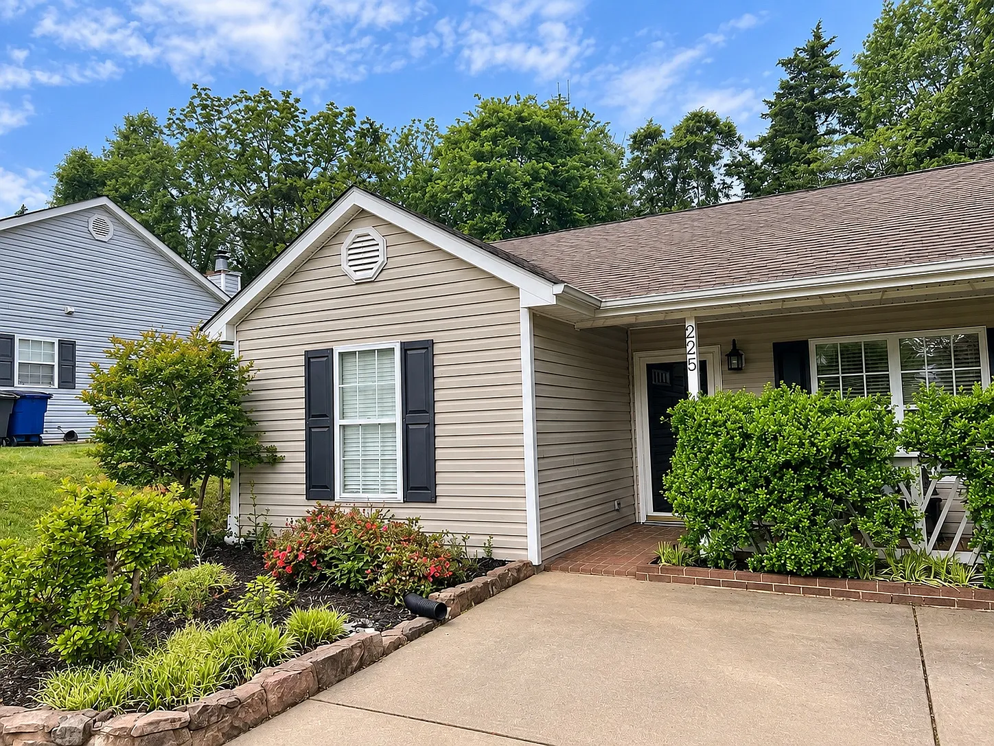 2 bed, 1140 sqft, $1,650 — Photo 3