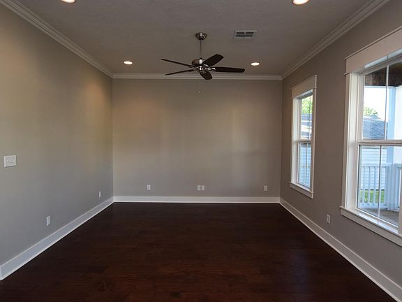 2nd image of 1809 Foster St