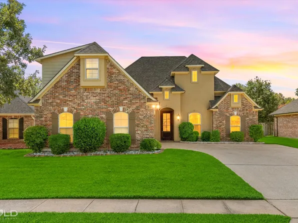 106 Devereaux Dr, Bossier City, LA 71111