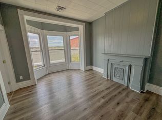 204 1st St, Troy, NY 12180