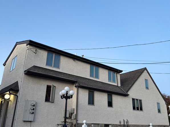 90 1st Ave