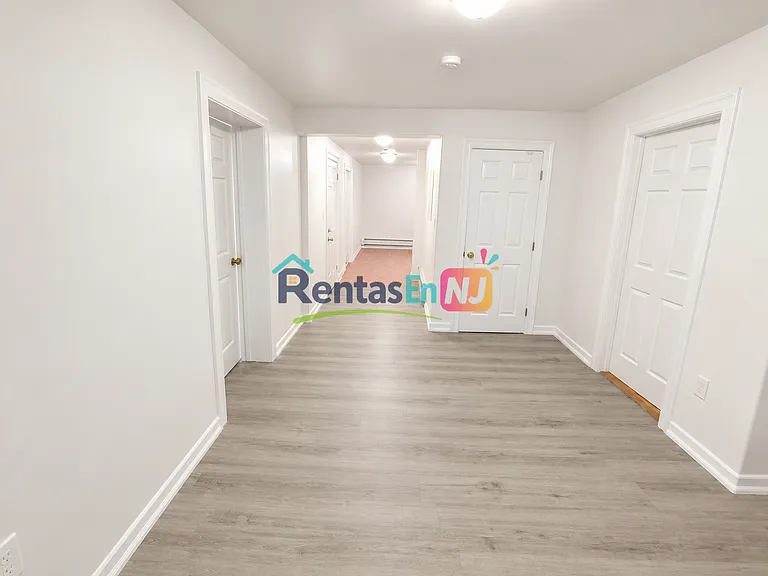 121 Brookside Ave #1G — Photo 5