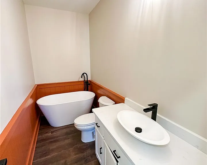 1184 County House Ln — Photo 19