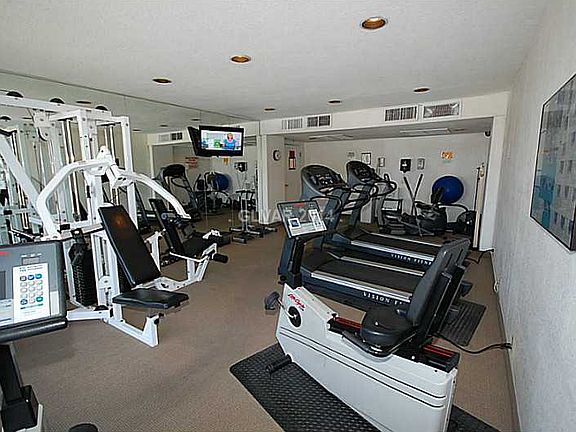4th image of 3111 Bel Air Dr Unit 215