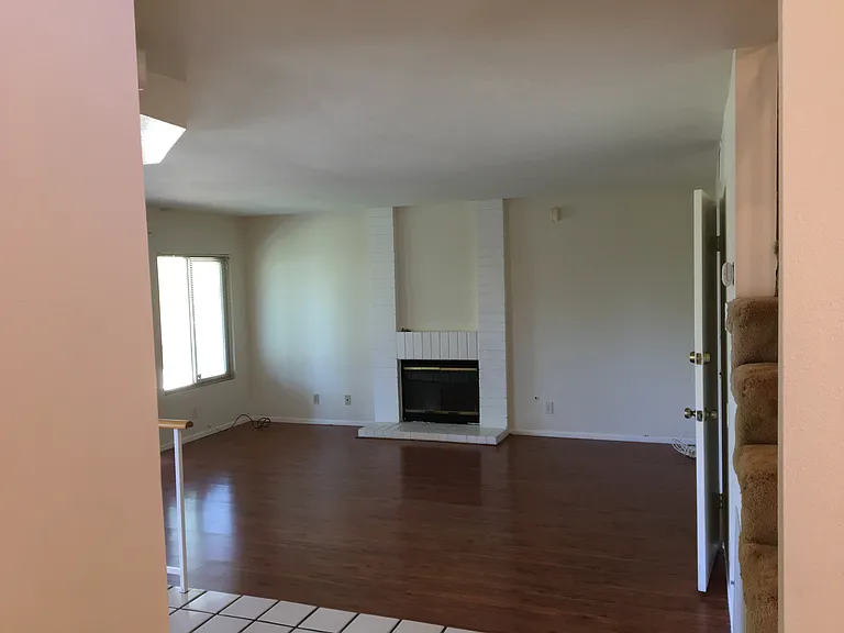 1717 Sunnypark — Photo 6