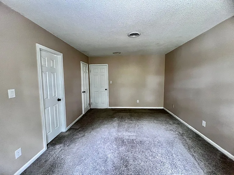 4080 Thomas Jefferson Dr — Photo 14