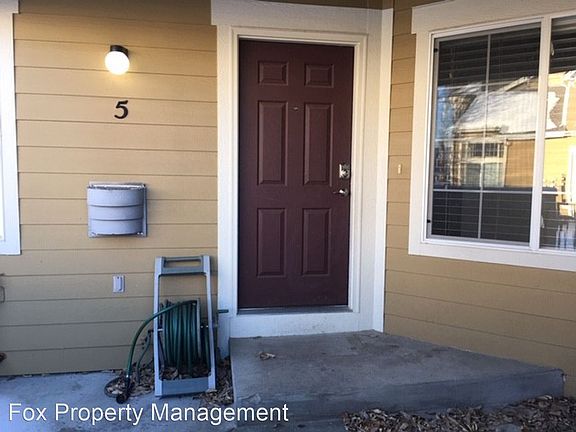 2nd image of 805 Summer Hawk Dr Unit A5