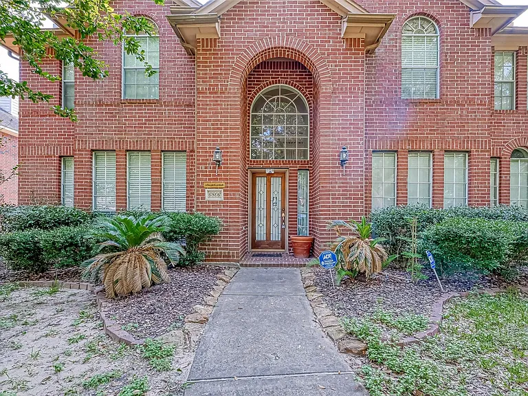 6806 Rhodes Ct — Photo 5