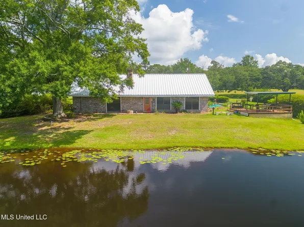 16450 Bell Creek Rd, Pass Christian, MS 39571