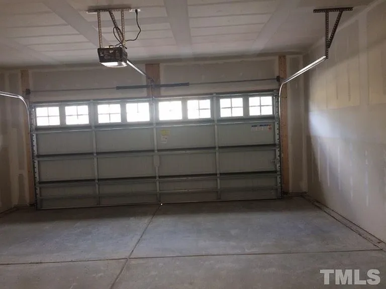 403 Bent Tree Ln — Photo 13