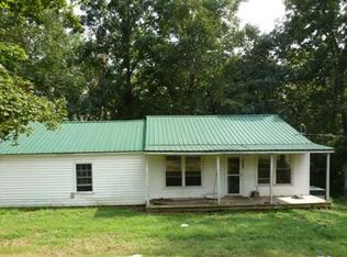 2342 Mockingbird Hill Rd, Palmyra, TN 37142