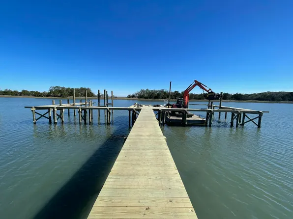 8036 Mariners Lndg, Awendaw, SC 29429