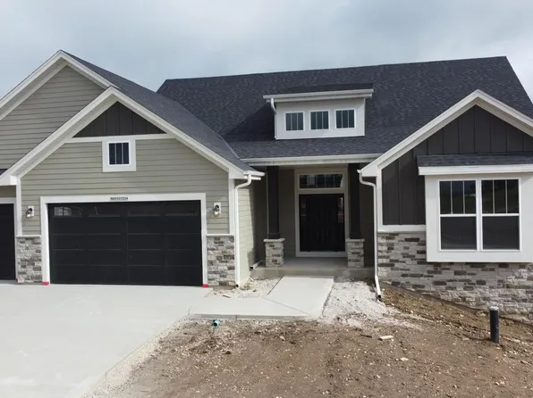 N48W27334 Golden Pheasant WAY, Pewaukee, WI 53072