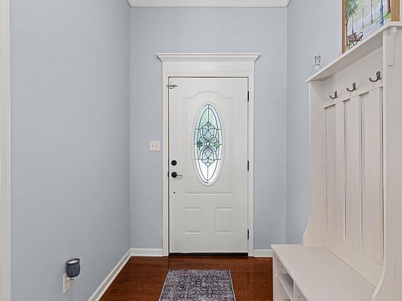 5th image of 2021 Rosedale St