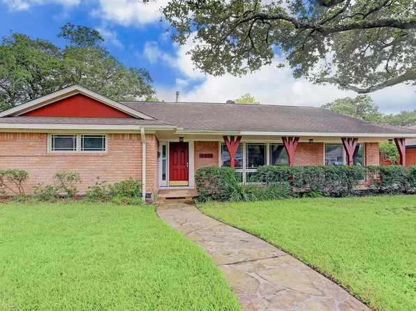 4601 Creekbend Dr, Houston, TX 77035