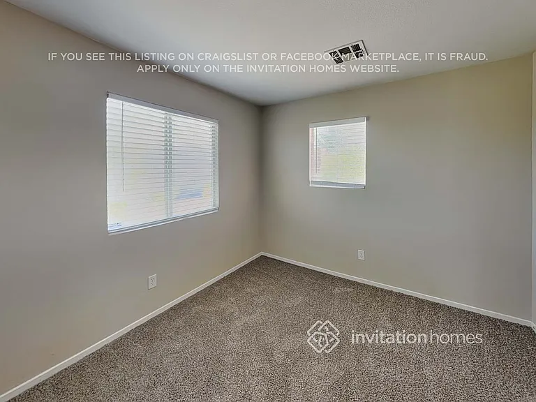 4798 Arial Ridge St — Photo 13
