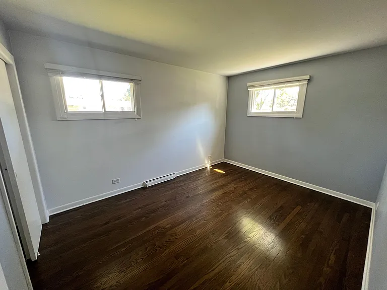 128 E Normandy Dr — Photo 16