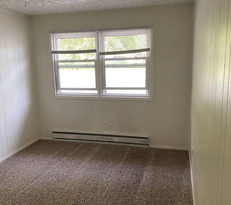 207 Martin Ct APT C, Catlin, IL 61817 Zillow