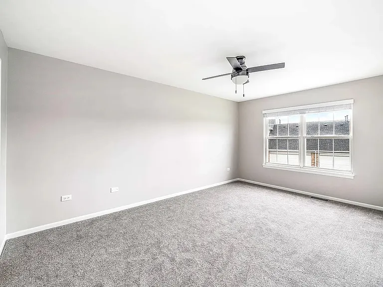 13843 Cambridge Cir — Photo 15