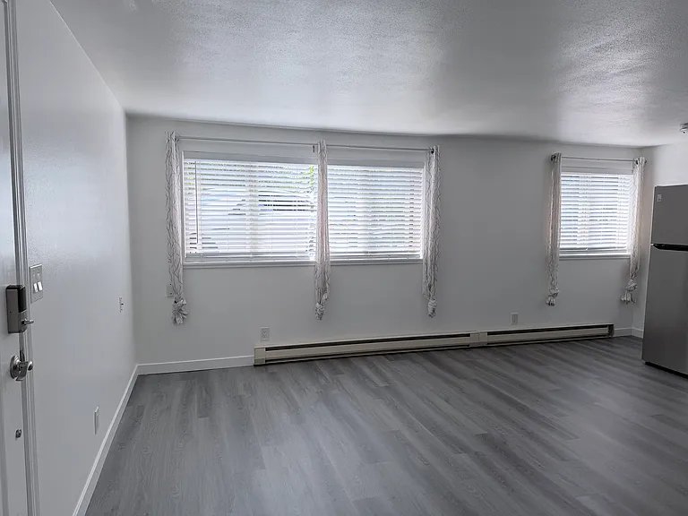 1440 NW 60th St #1 — Photo 12