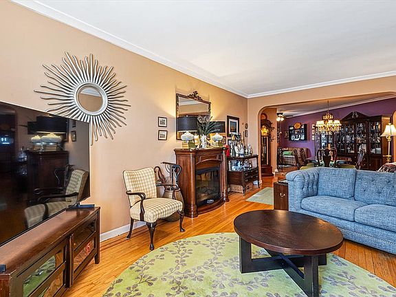 5th image of 69-40 Yellowstone Blvd #508