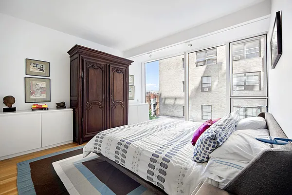 Sold by Compass | media 4