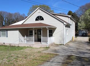 501 S Government St, Lincolnton, NC 28092
