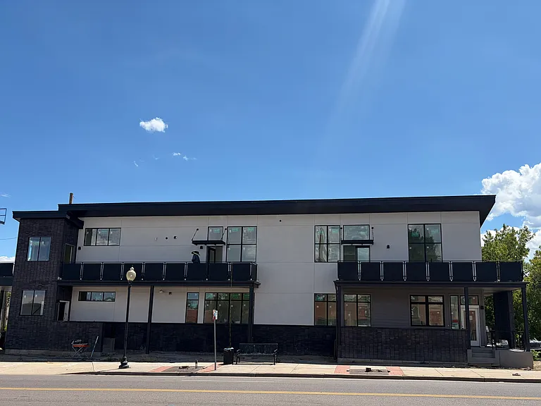 1490 W 38th Ave — Photo 3
