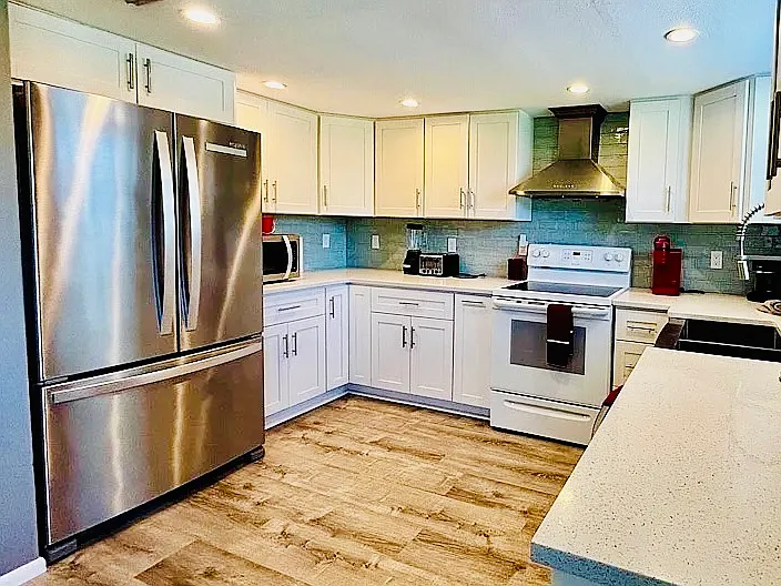 2 bed, 980 sqft, $2,395 — Photo 1