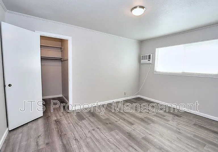 4439 V St #1 — Photo 52