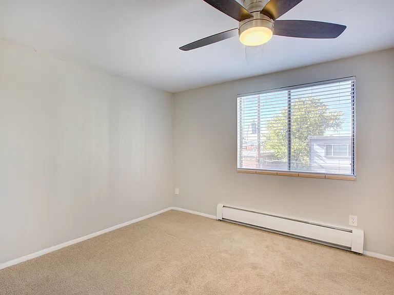 Topaz Apartments — Photo 52