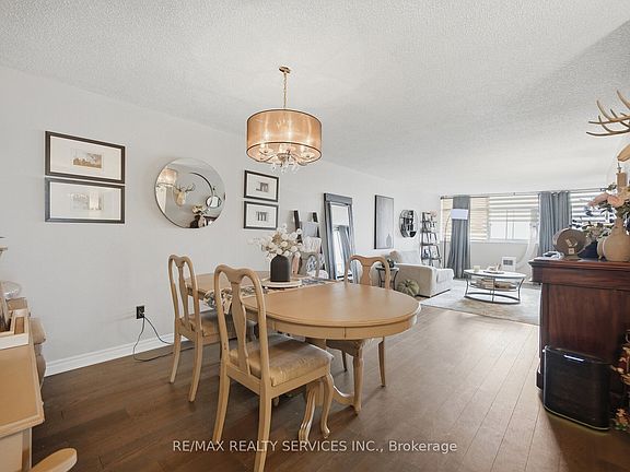 4th image of 3151 Bridletowne Cir #602