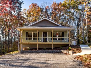 130 Oak Hill Dr, Wartburg, TN 37887