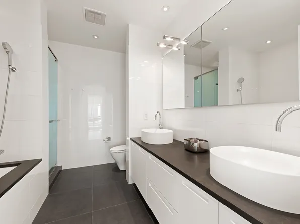 151 East 58th Street image 11 of 25