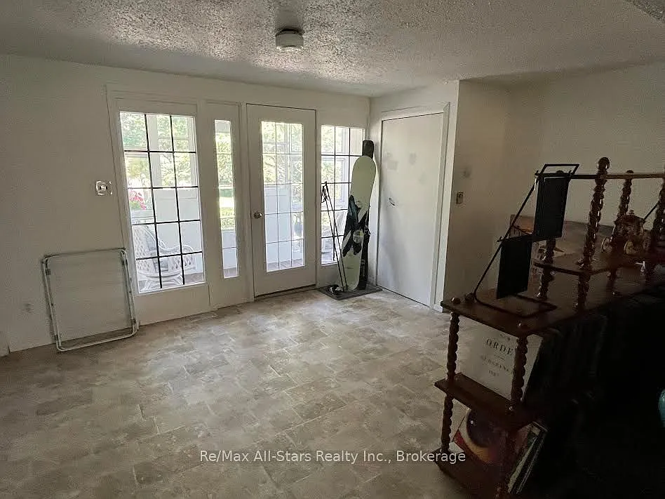 2 bed, $2,000 — Photo 4