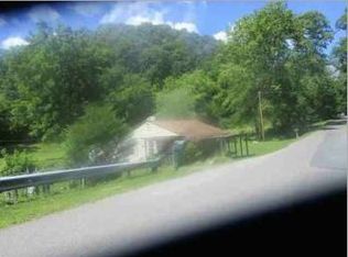 27 John Simms Hill Rd, Honaker, VA 24260