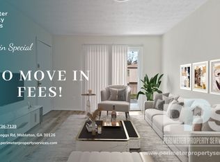 737 Boggs Rd SW UNIT 1F, Mableton, GA 30126